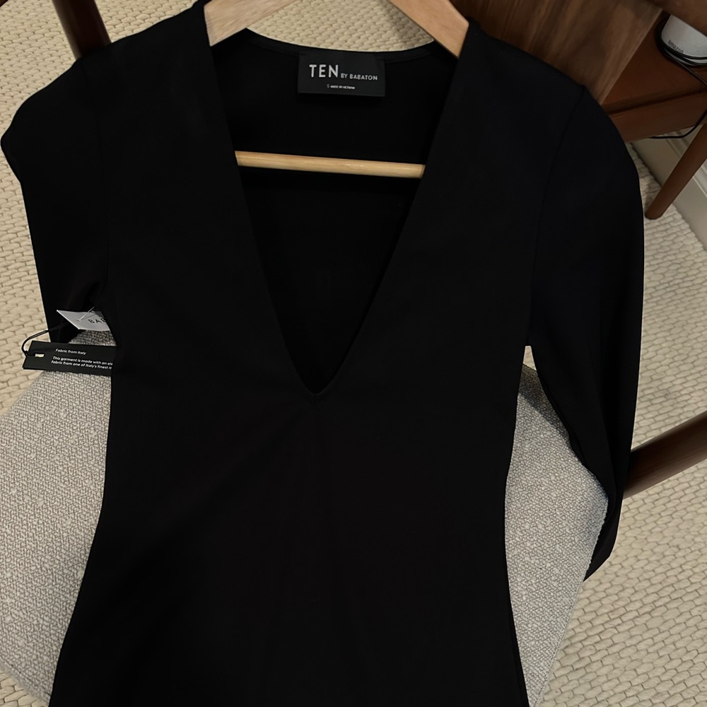 Aritzia - TEN by Babaton Bodysuit - Picture 3 of 3
